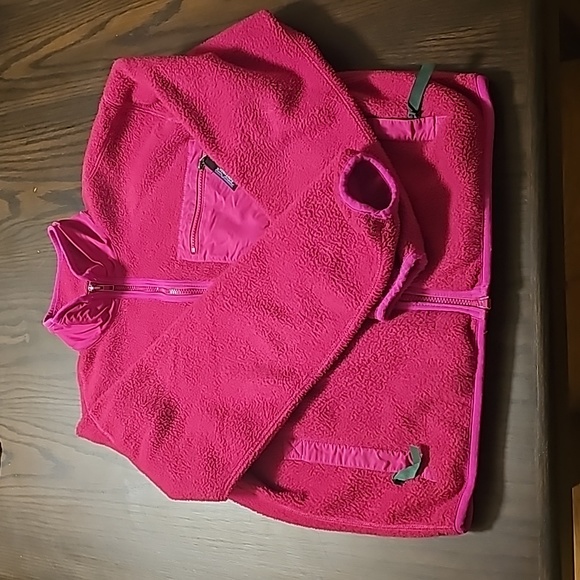 Vintage Patagonia Pink Fleece Made in USA - Picture 2 of 7